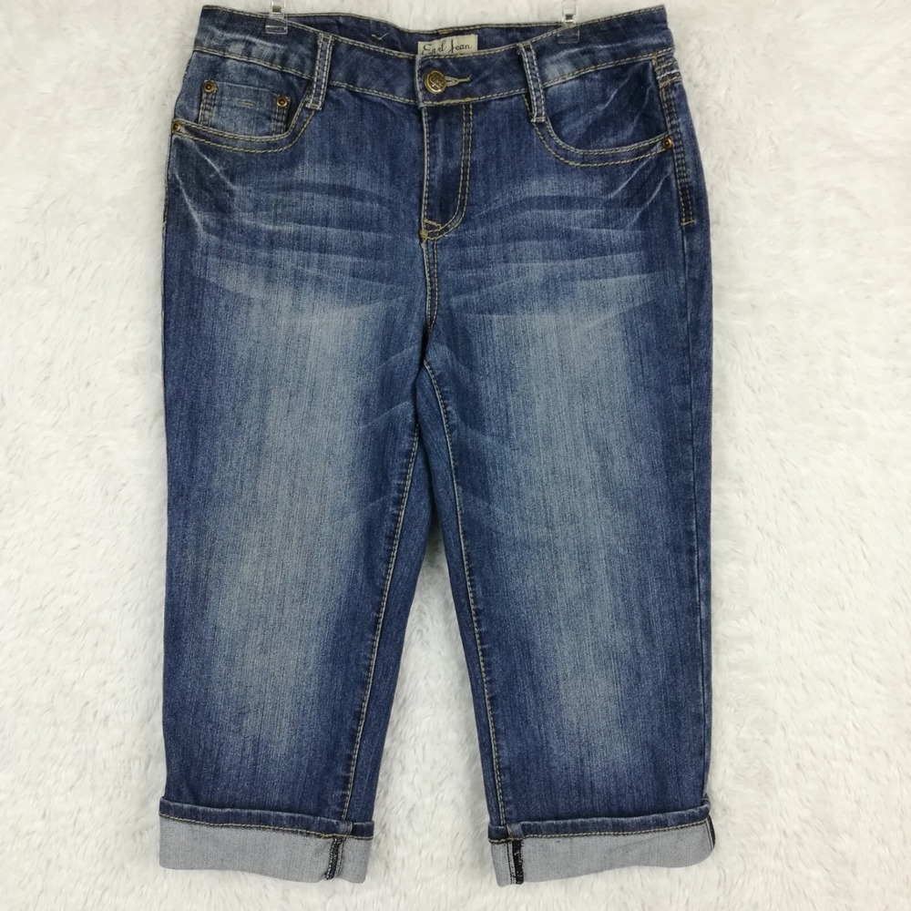 Earl Jean Womens Jeans Capri Blue Denim Med Wash Mid Rise Embroidered Cuffed 8